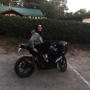 Meet your Posher, Ashley